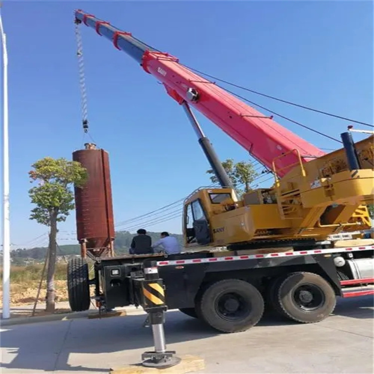 易县专业吊车租赁多少钱