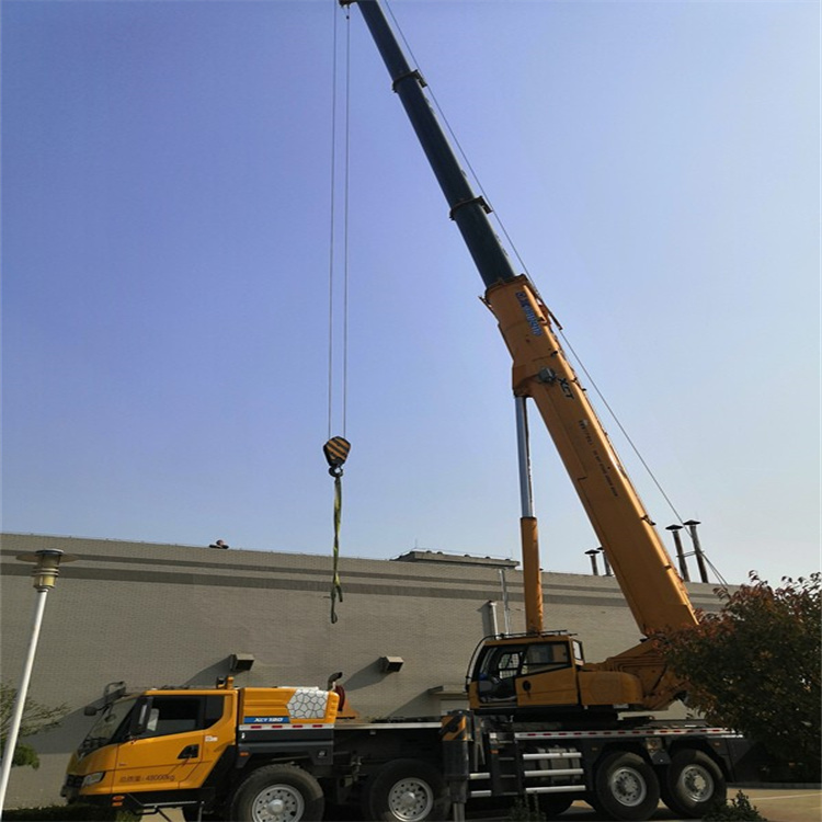 易县 选择汽车吊租赁的秘诀与联系方式指南