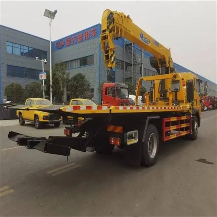 易县附近小随车吊出租电话，轻松解决搬运烦恼