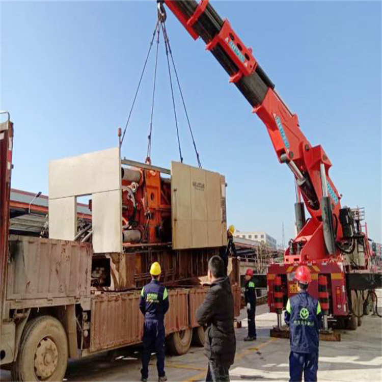 易县吊物与吊车的安全距离是多少