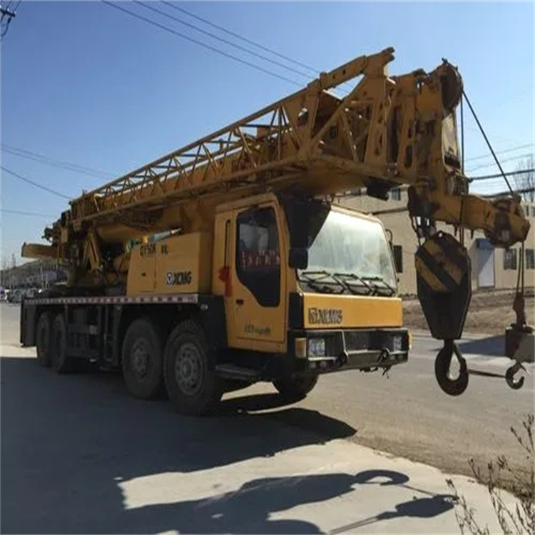 易县哪里有专业吊车出租